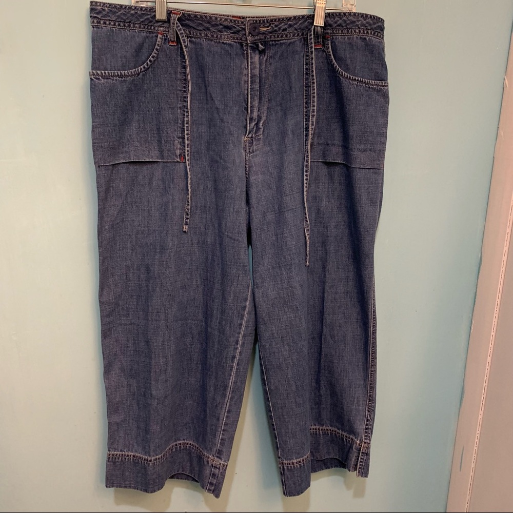 Riveted By Lee Women 18M 90's Retro Casual Medium Wash  4-Pocket Wide Leg Capris